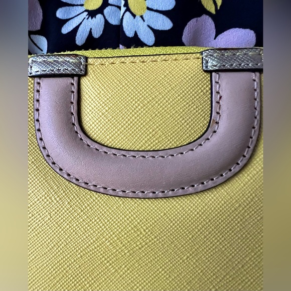 *SOLD* Kate Spade Go Fly a Kite Wallet - Picture 2 of 16